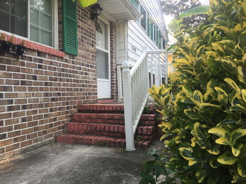 SouthEast BNB - Swimm 1