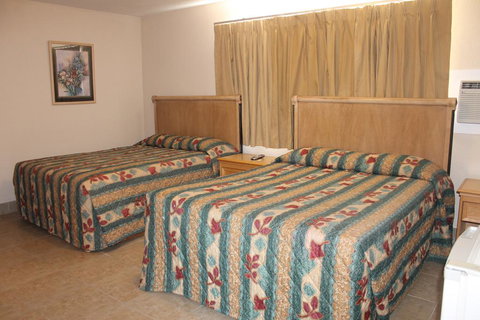 Stagecoach Motel - Renee 2