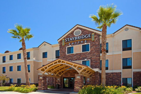 Staybridge Suites Palmdale - Swimm 0
