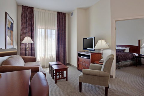 Staybridge Suites Palmdale - Swimm 3
