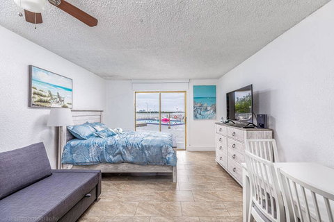 StayPlus-Bay Studio Overlooking Downtown Miami-50% Discount All 14+ Day Bookings - Renee 1