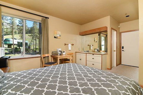 Sun Meadows 4-208A Condo - Renee 3