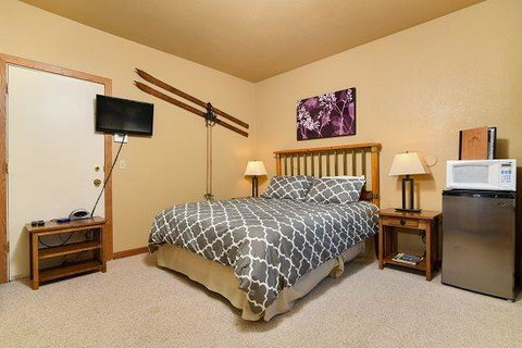 Sun Meadows 4-208A Condo - Renee 2