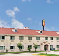 Super 8 by Wyndham Conroe