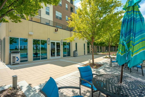 Texas Corporate Housing Solutions Professional Apt - Renee 3