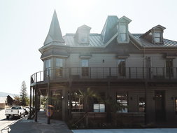 Book Hopland Accommodation Vacations Swimm Swimm