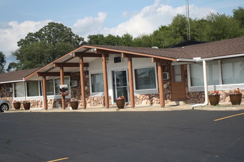 The Crossroads Motel - Internet Find 1