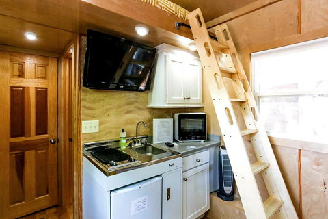 Tiny House - Renee 2