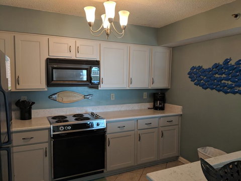 Tristan Towers 3B - Renee 0