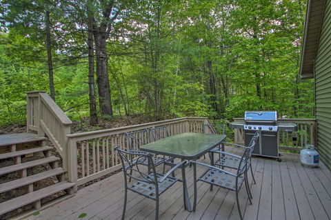 Updated Chalet With Deck - Near Skiing & Story Land! - Renee 2