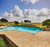 Upscale La Vernia House 30 Mi. to San Antonio