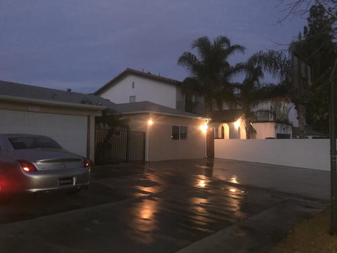 Valley Village/Studio City Guest House - Renee 0