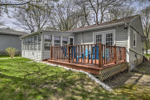 Ventura Cabin With Sun Porch And Decks Near Clear Lake - Renee 2