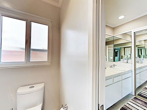 Ventura Keys Luxury Hacienda Home - Renee 1
