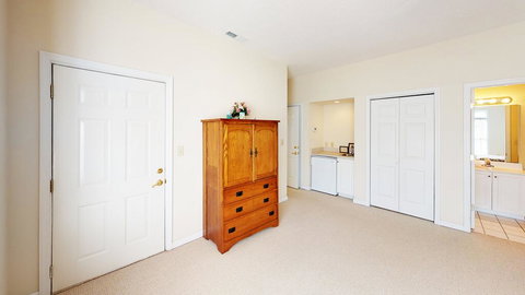 Village At The Glens A 202 - Renee 3