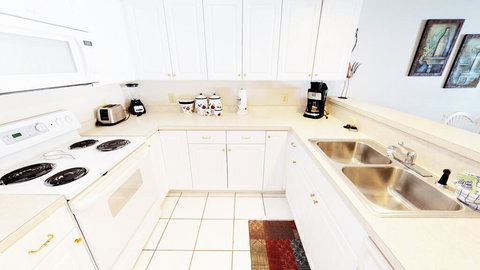 Village At The Glens B 205 - Renee 1