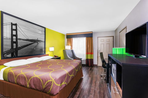 Super 8 By Wyndham Prattville Montgomery - Renee 22