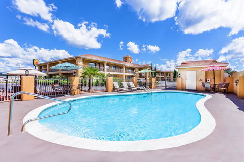 Super 8 By Wyndham Prattville Montgomery - Renee 3