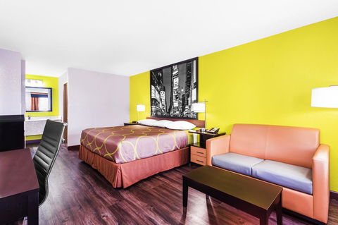 Super 8 By Wyndham Prattville Montgomery - Renee 9