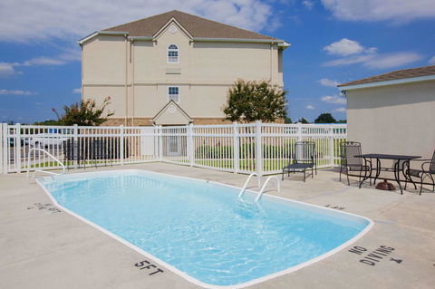 Microtel Inn & Suites By Wyndham Albertville - Renee 27