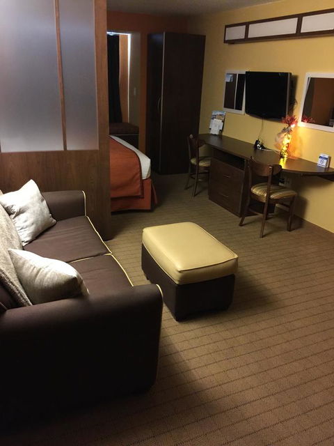 Microtel Inn & Suites By Wyndham Albertville - Renee 5