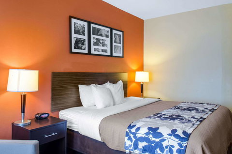 Sleep Inn & Suites East Chase - Renee 18