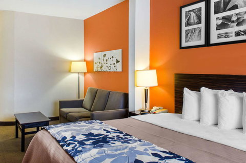 Sleep Inn & Suites East Chase - Renee 6