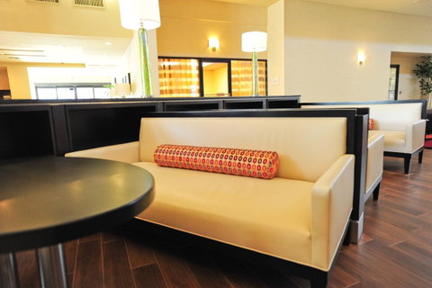 Mobile Marriott - Qld Realsetate 14