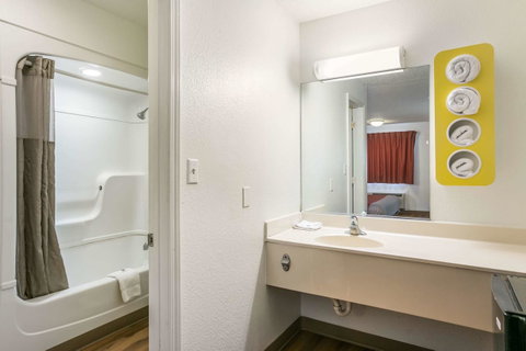 Motel 6 Dothan - Qld Realsetate 26