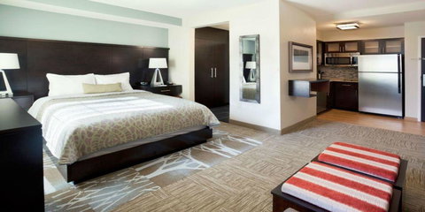 Staybridge Suites Montgomery - Downtown - Renee 9