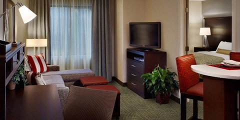 Staybridge Suites Montgomery - Downtown - Renee 3