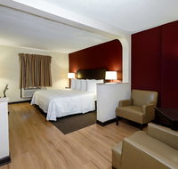 Red Roof Inn PLUS  Suites Opelika