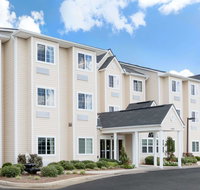 Microtel Inn Suites by Wyndham Ozark