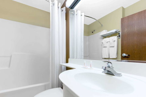 Microtel Inn & Suites By Wyndham Ozark - Qld Realsetate 37