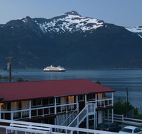 Captain's Choice Motel