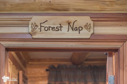Alaska Knotty Pine B&B - Qld Realsetate 31