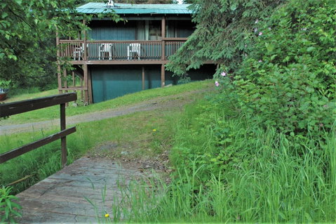 Gwin's Lodge - Qld Realsetate 17