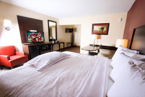 Red Roof Inn PLUS+ Williams â€“ Grand Canyon - Renee 18