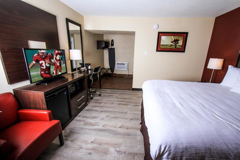 Red Roof Inn PLUS+ Williams â€“ Grand Canyon - Renee 10