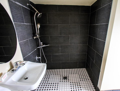 Red Roof Inn PLUS+ Williams â€“ Grand Canyon - Renee 8