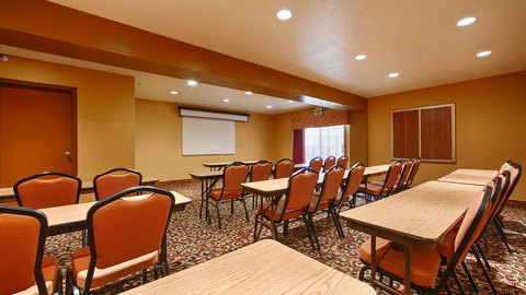 Best Western Green Valley Inn - Renee 32