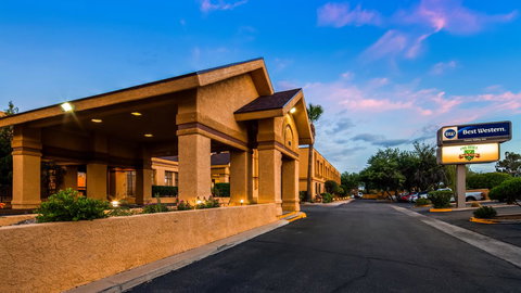 Best Western Green Valley Inn - Renee 8