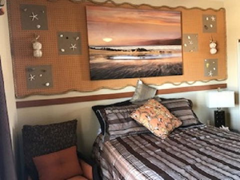 The Desert Inn - Internet Find 5