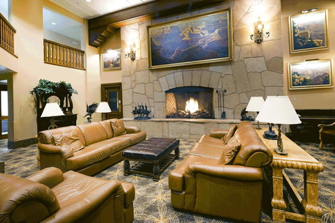 Grand Canyon Railway Hotel - Renee 10