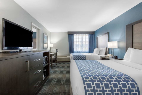 Cielo Hotel Bishop-Mammoth, An Ascend Hotel Collection - Swimm 2