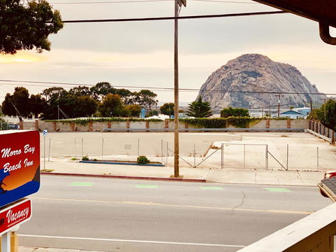 Morro Bay Beach Inn - Renee 17