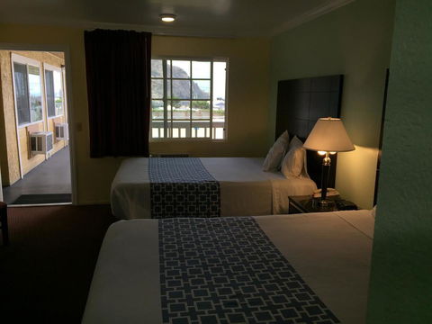 Morro Bay Beach Inn - Renee 15