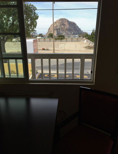Morro Bay Beach Inn - Renee 33