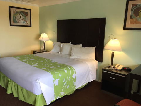 Morro Bay Beach Inn - Renee 4
