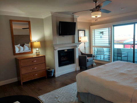 456 Embarcadero Inn & Suites - Renee 10